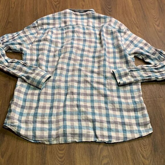 Tommy Bahama linen button up shirt.  Light weight layering beach vacation‎ - Picture 6 of 8